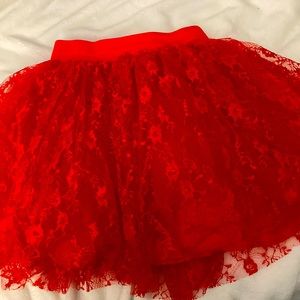 Tutu red